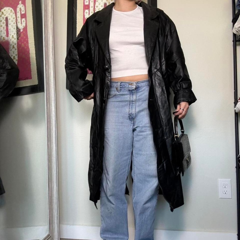 Vintage 90s Leather Trench - Picture 5 of 6
